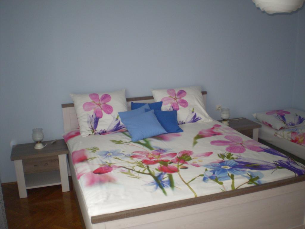 Apartman Pro 4 Osoby Česká Skalice 객실 사진